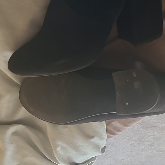 Boots - Picture 9 of 9